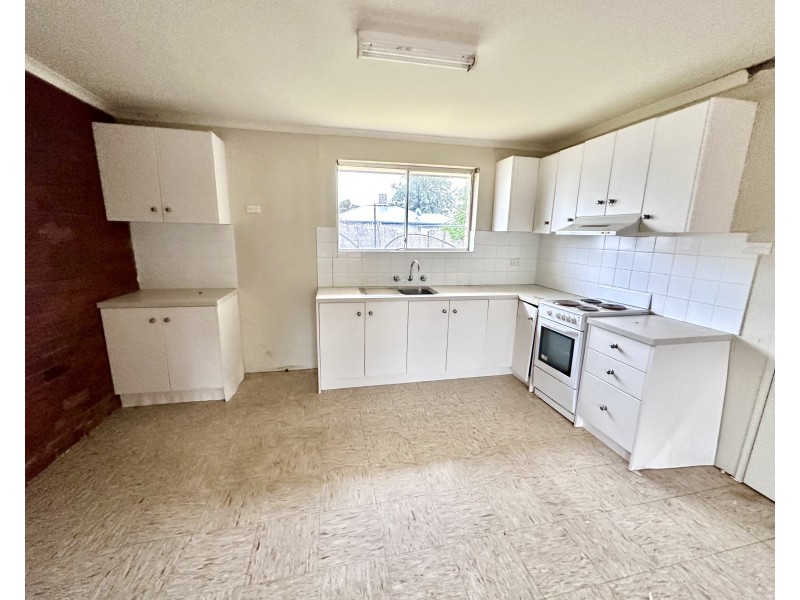 225 Maiden Lane, Hay NSW 2711