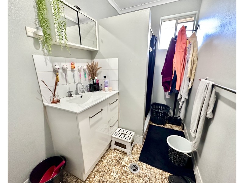 225 Maiden Lane, Hay NSW 2711