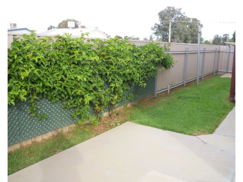 3/449 CADELL STREET, Hay NSW 2711