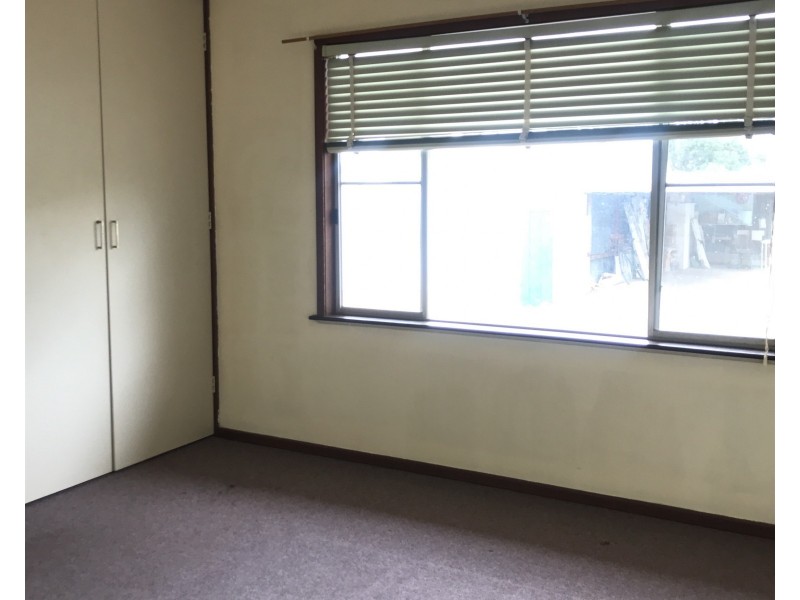 1/385 Balaclava Street, Hay NSW 2711