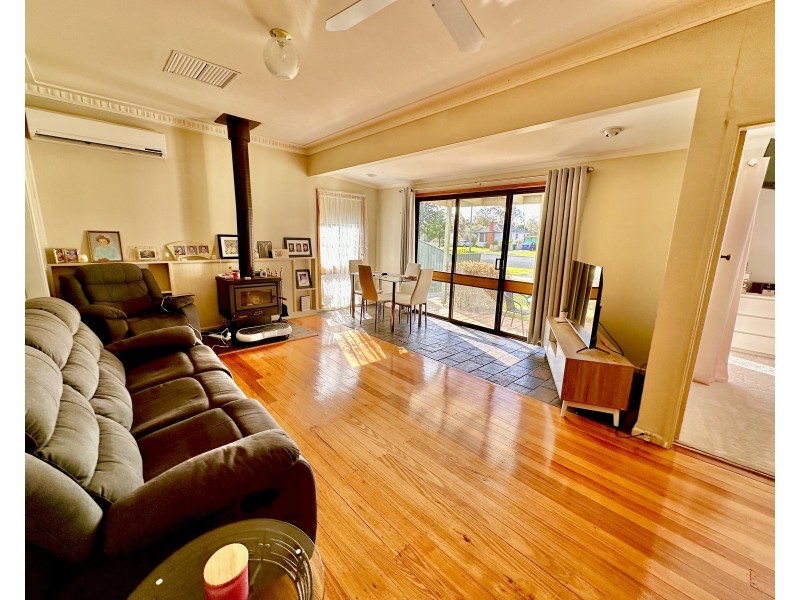 288 Sloane Street, Deniliquin NSW 2710