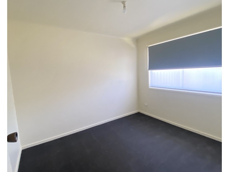 2/525 CLAY STREET, Hay NSW 2711