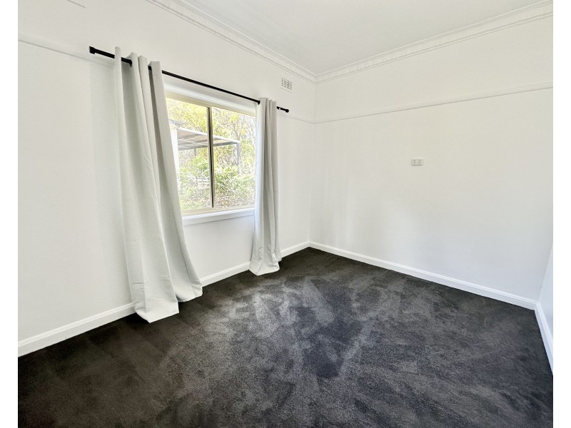 324 JONES AVENUE, Deniliquin NSW 2710