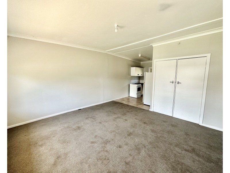 2/416 BELMORE STREET, Hay NSW 2711