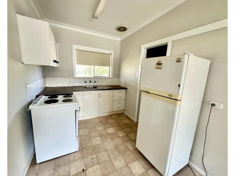 2/416 BELMORE STREET, Hay NSW 2711