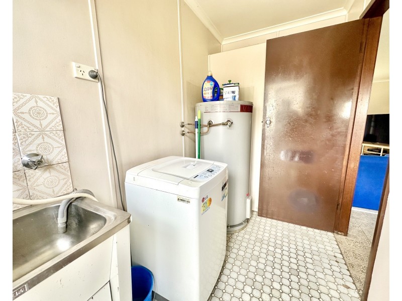 1&2/464a Waradgery Place, Hay NSW 2711