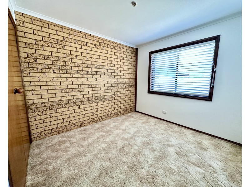 1/179 FAULKNER STREET, Deniliquin NSW 2710