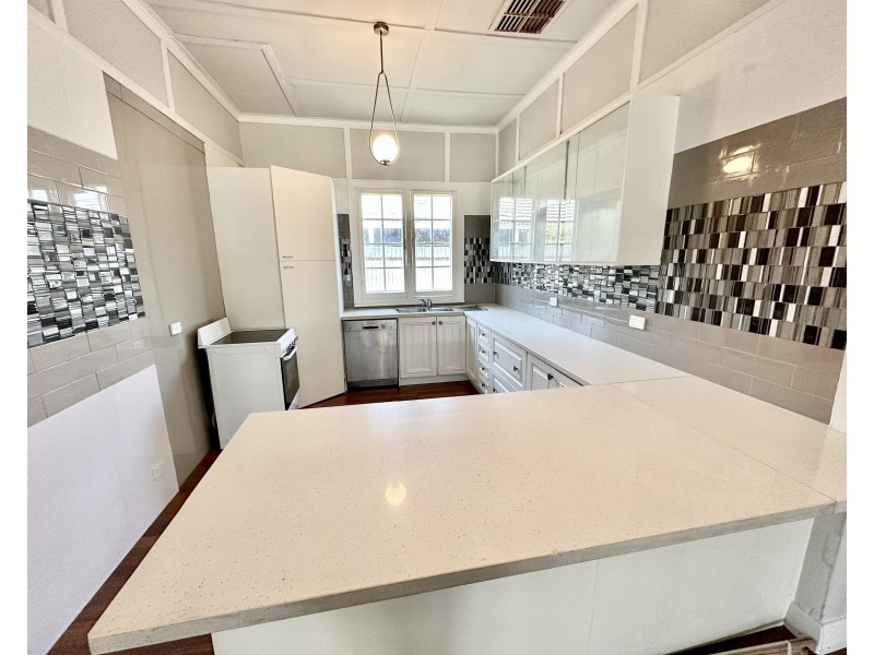 222 Lachlan Street, Hay NSW 2711