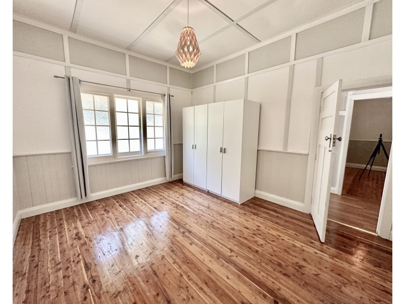 222 Lachlan Street, Hay NSW 2711