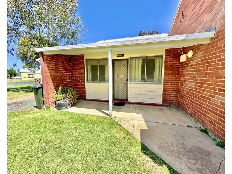 1/424-426 Poictiers Street Deniliquin, Deniliquin NSW 2710