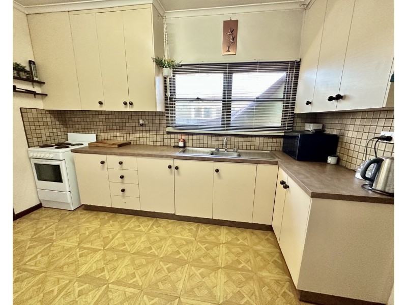 255 VICTORIA STREET, Deniliquin NSW 2710