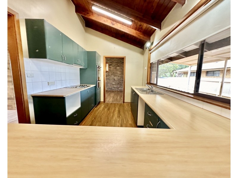 255 COKE STREET, Hay NSW 2711