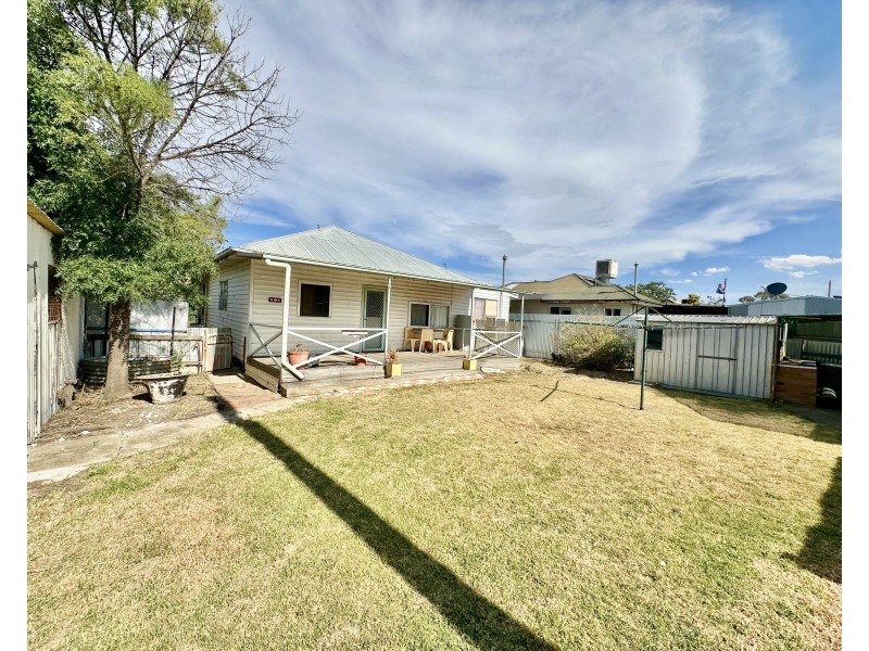 226 Lindsay Street, Hay NSW 2711