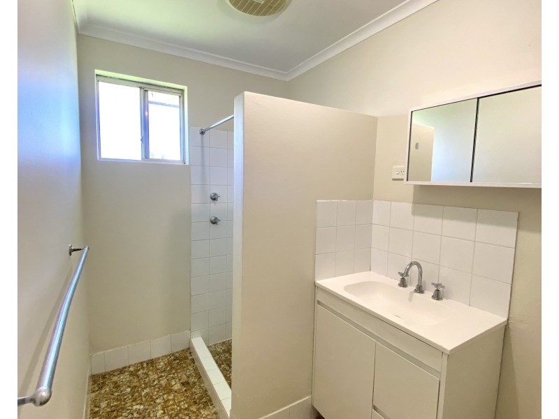2/225 MAIDEN LANE, Hay NSW 2711