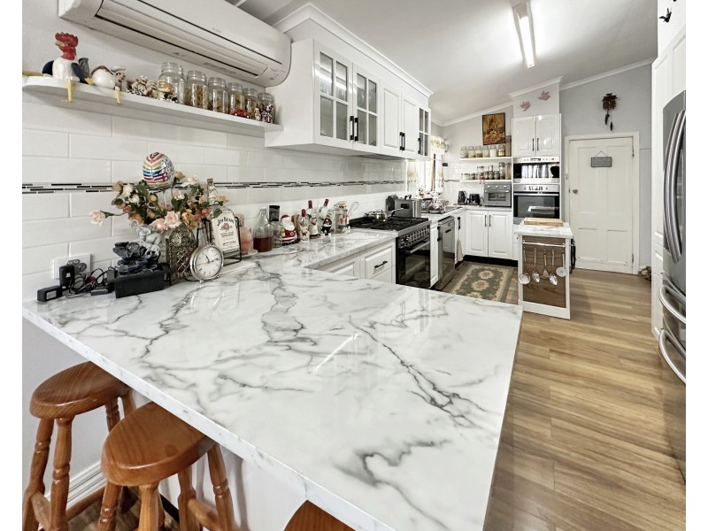 93 Hardinge Street, Deniliquin NSW 2710