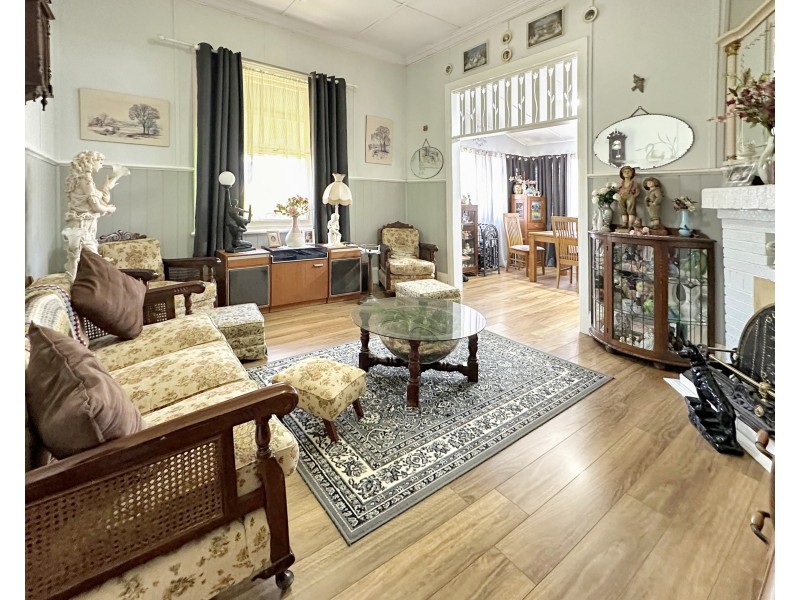 93 Hardinge Street, Deniliquin NSW 2710