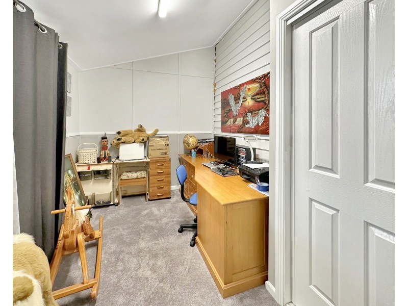 93 Hardinge Street, Deniliquin NSW 2710