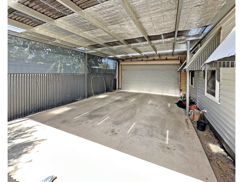 93 Hardinge Street, Deniliquin NSW 2710