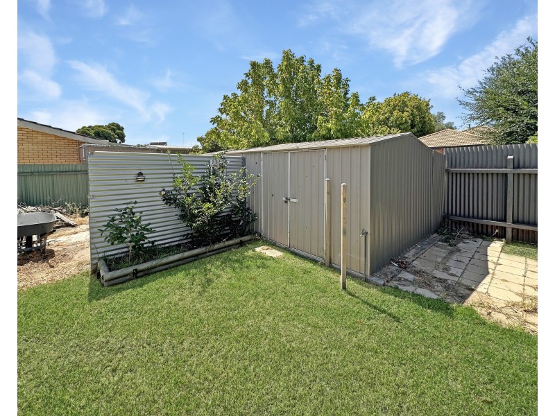 93 Hardinge Street, Deniliquin NSW 2710