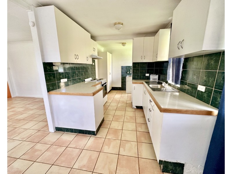 97 Decimus Street, Deniliquin NSW 2710