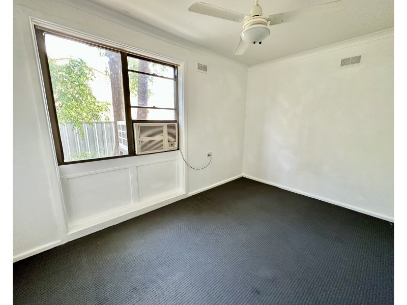 97 Decimus Street, Deniliquin NSW 2710