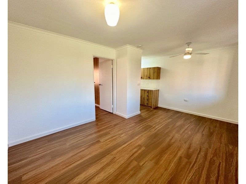 9/424 Poictiers Street, Deniliquin NSW 2710
