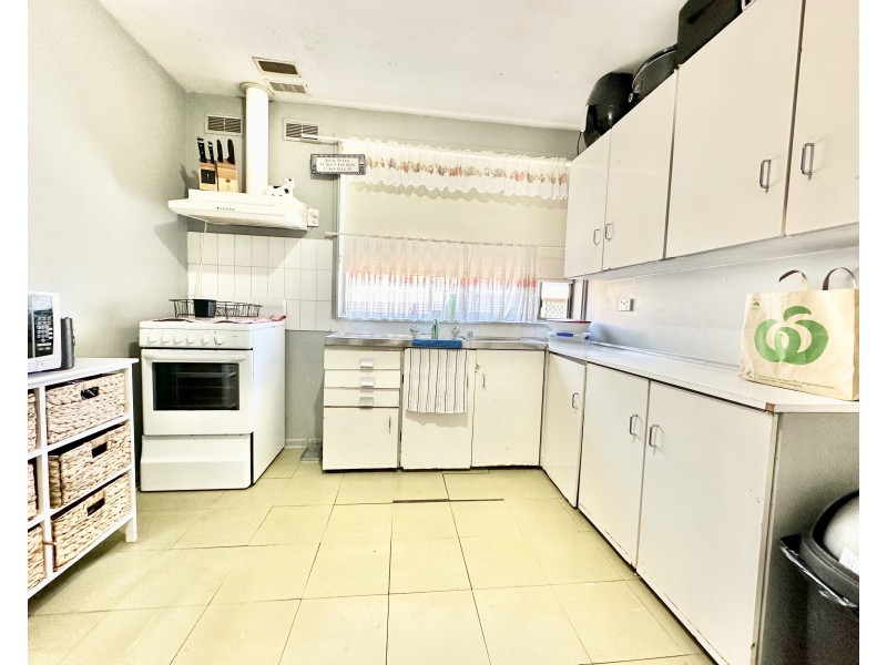 349 CADELL STREET, Hay NSW 2711