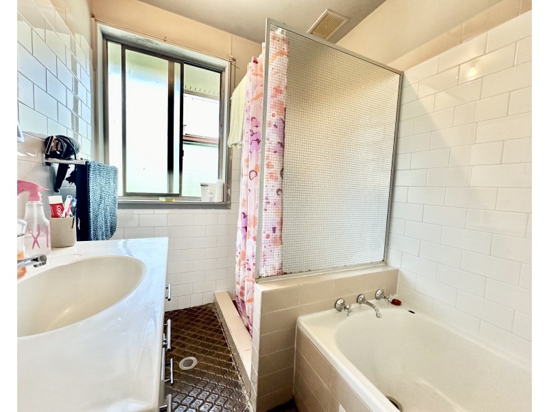 349 CADELL STREET, Hay NSW 2711