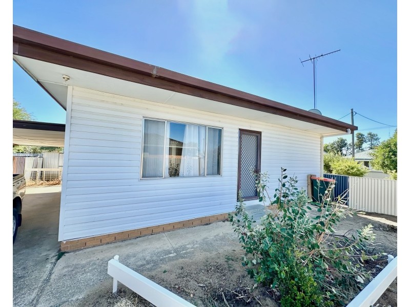 1/406 CADELL STREET, Hay NSW 2711