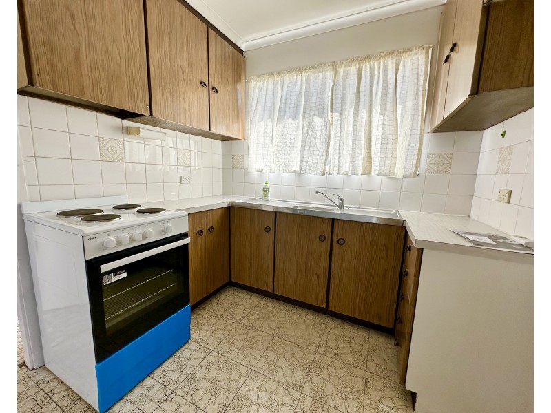 406 CADELL STREET, Hay NSW 2711