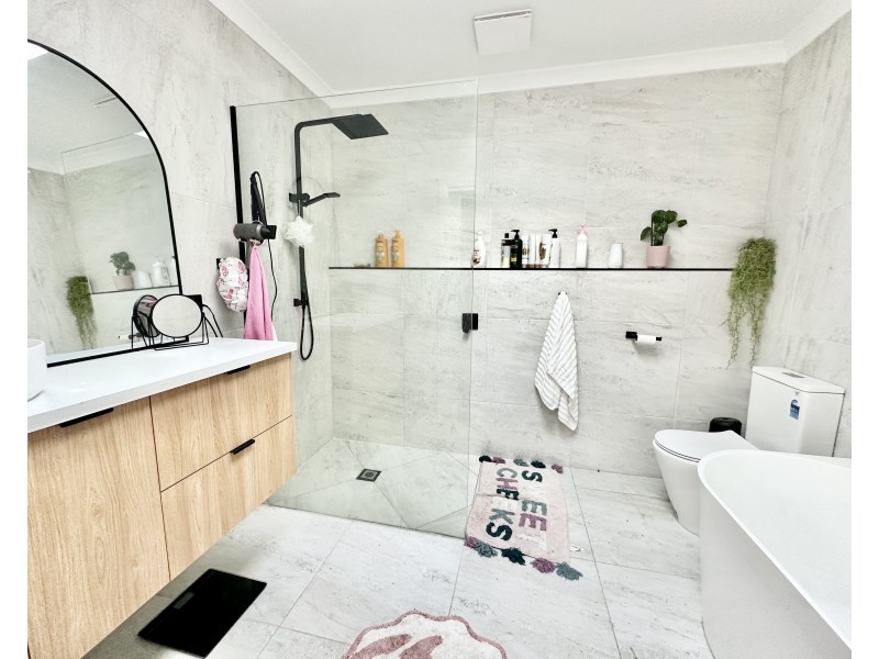 164 HENRY STREET, Deniliquin NSW 2710