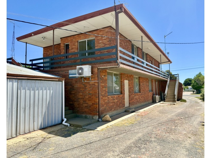 227 Edward Street, Hay NSW 2711