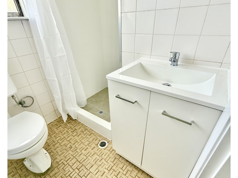 4/219 PINE STREET, Hay NSW 2711