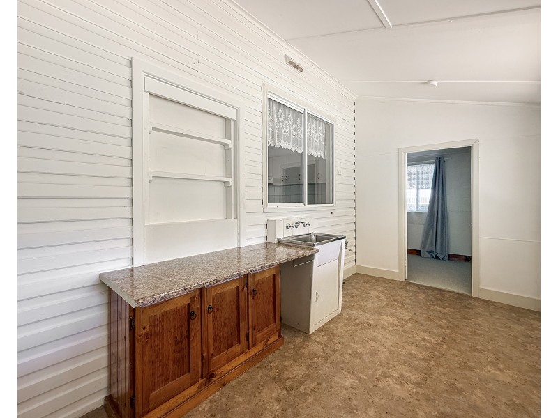 79 MURRAY STREET, Finley NSW 2713