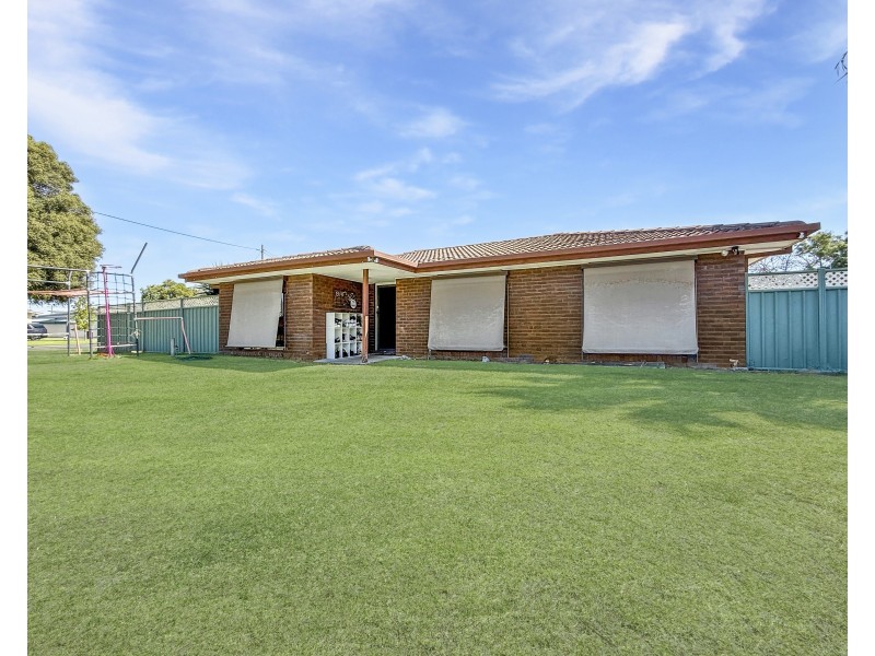 123 DECIMUS STREET, Deniliquin NSW 2710