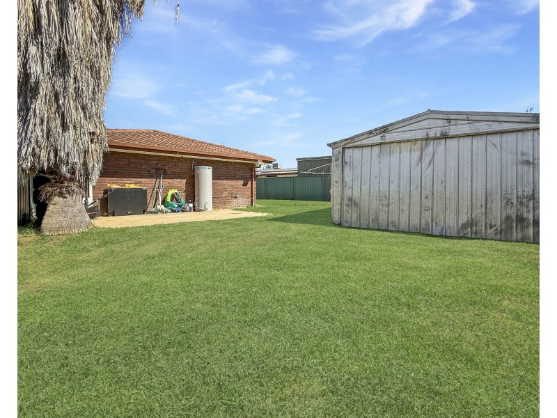 123 DECIMUS STREET, Deniliquin NSW 2710