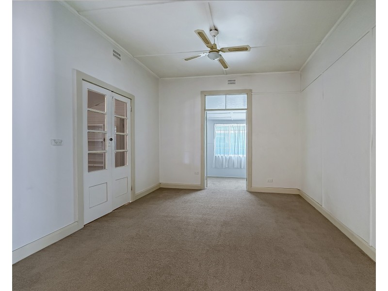 79 MURRAY STREET, Finley NSW 2713