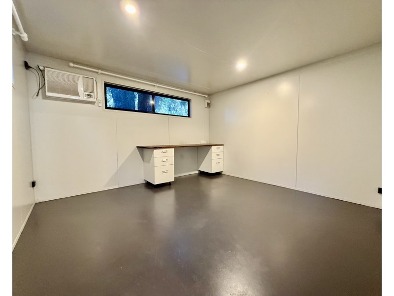 29 DAVIDSON STREET, Deniliquin NSW 2710