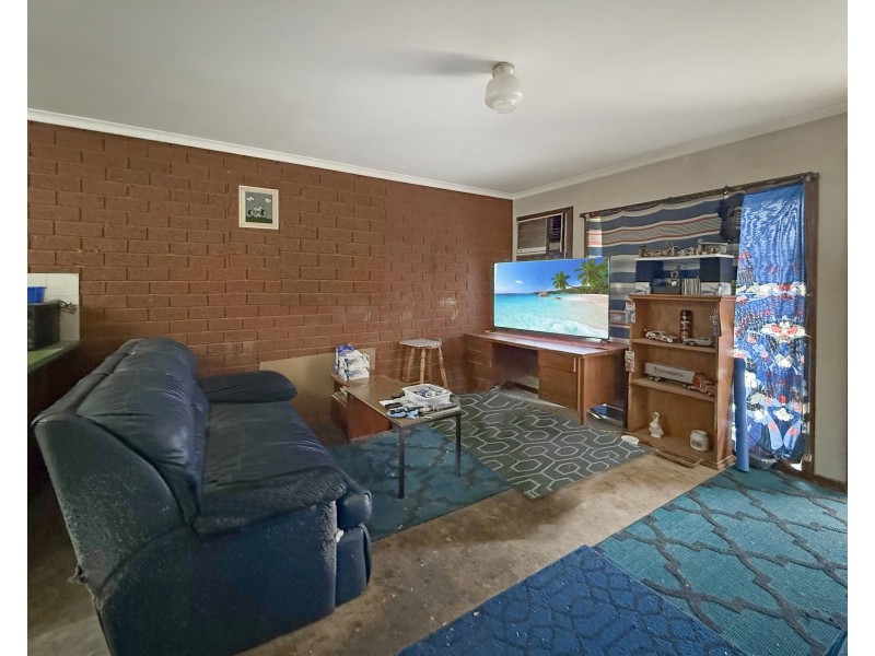 2/115 Fowler Street, Deniliquin NSW 2710