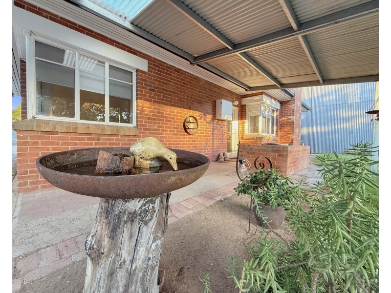343 Herriott Street, Deniliquin NSW 2710