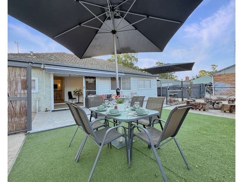 343 Herriott Street, Deniliquin NSW 2710