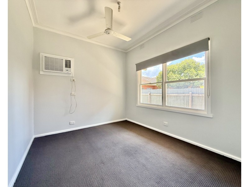 2/350 Harrison Street, Deniliquin NSW 2710