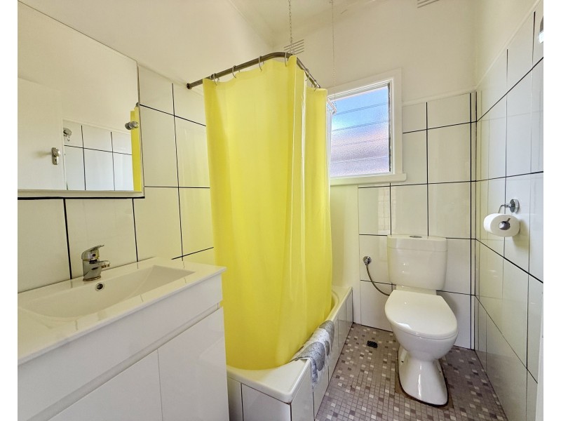 2/350 Harrison Street, Deniliquin NSW 2710