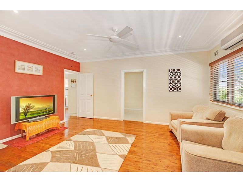 188 Avoca Drive, Kincumber NSW 2251