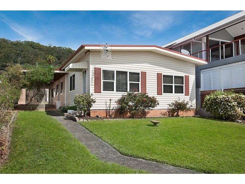 121 Steyne Rd, Saratoga NSW 2251
