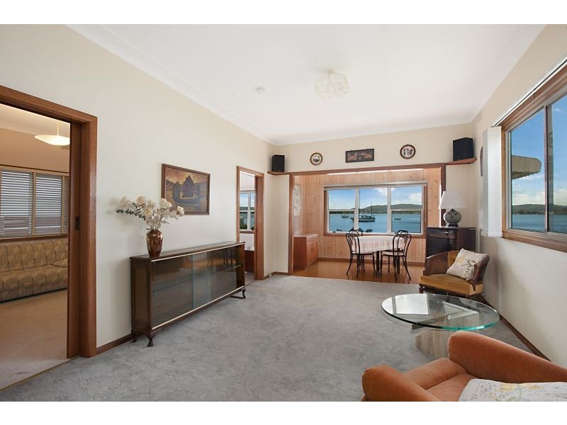 121 Steyne Rd, Saratoga NSW 2251