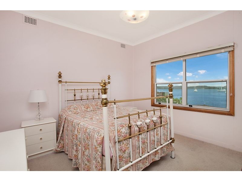 121 Steyne Rd, Saratoga NSW 2251