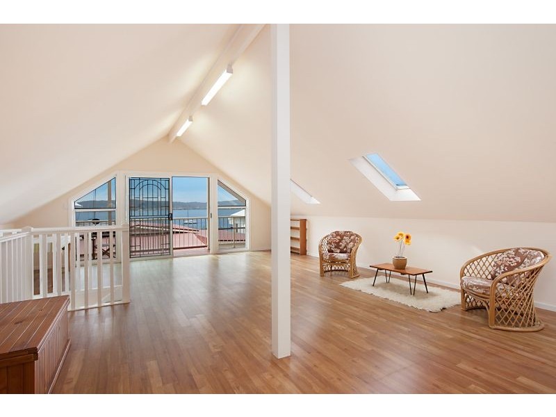 121 Steyne Rd, Saratoga NSW 2251