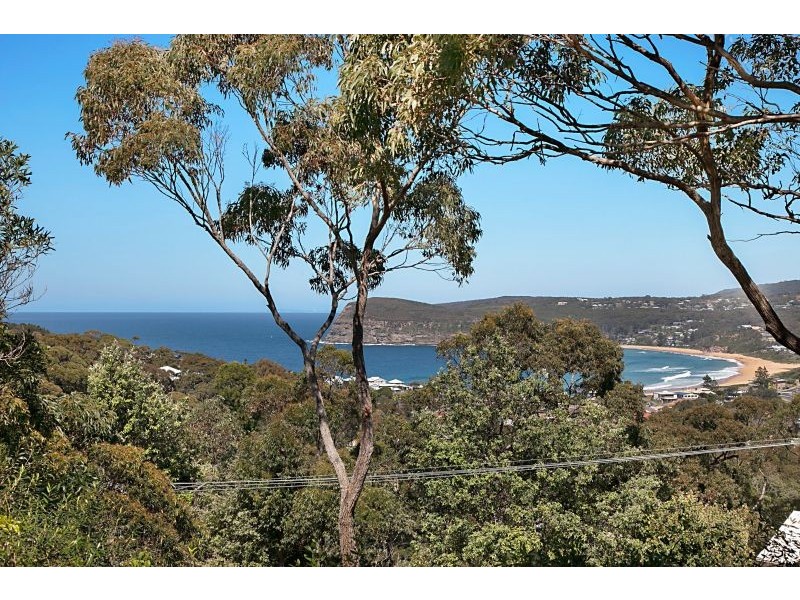 125 Oceano St, Copacabana NSW 2251