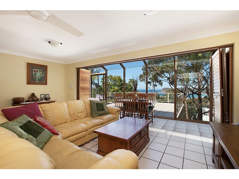 125 Oceano St, Copacabana NSW 2251
